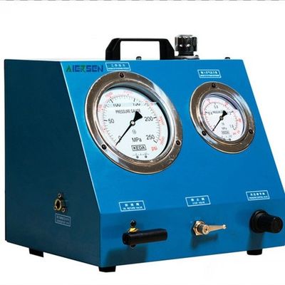 Capacidad del depósito de combustible 0.33L Bomba hidráulica de alta presión Negra Compacta 690x250x185mm Diseñada para operar en equipos hidráulicos industriales